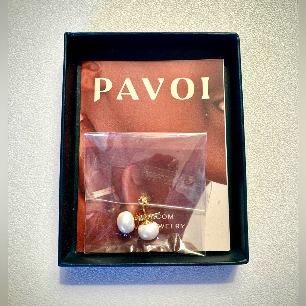 PAVOI Freshwater Cultured Pearl Stud Earrings, Sterling Silver - New in Box!